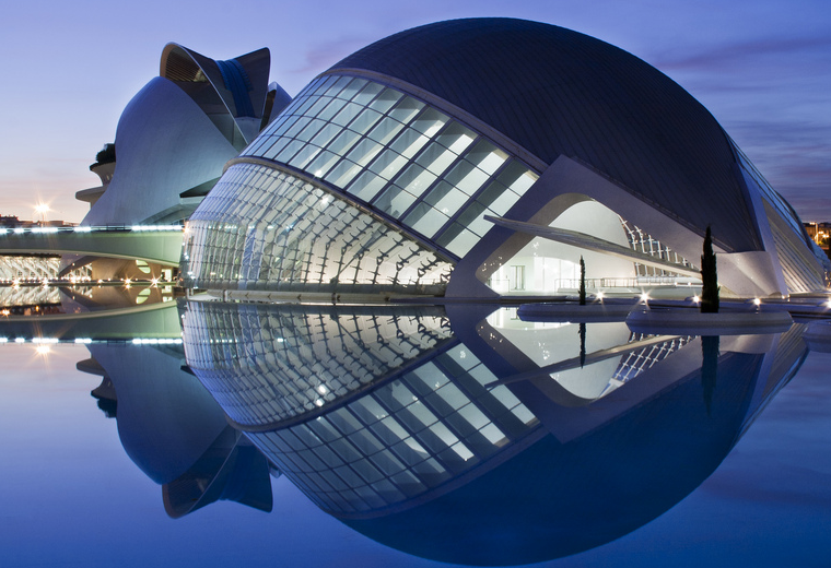 Valencia Bajo las Estrellas Tour Nocturno en Tuk Tuk 2H